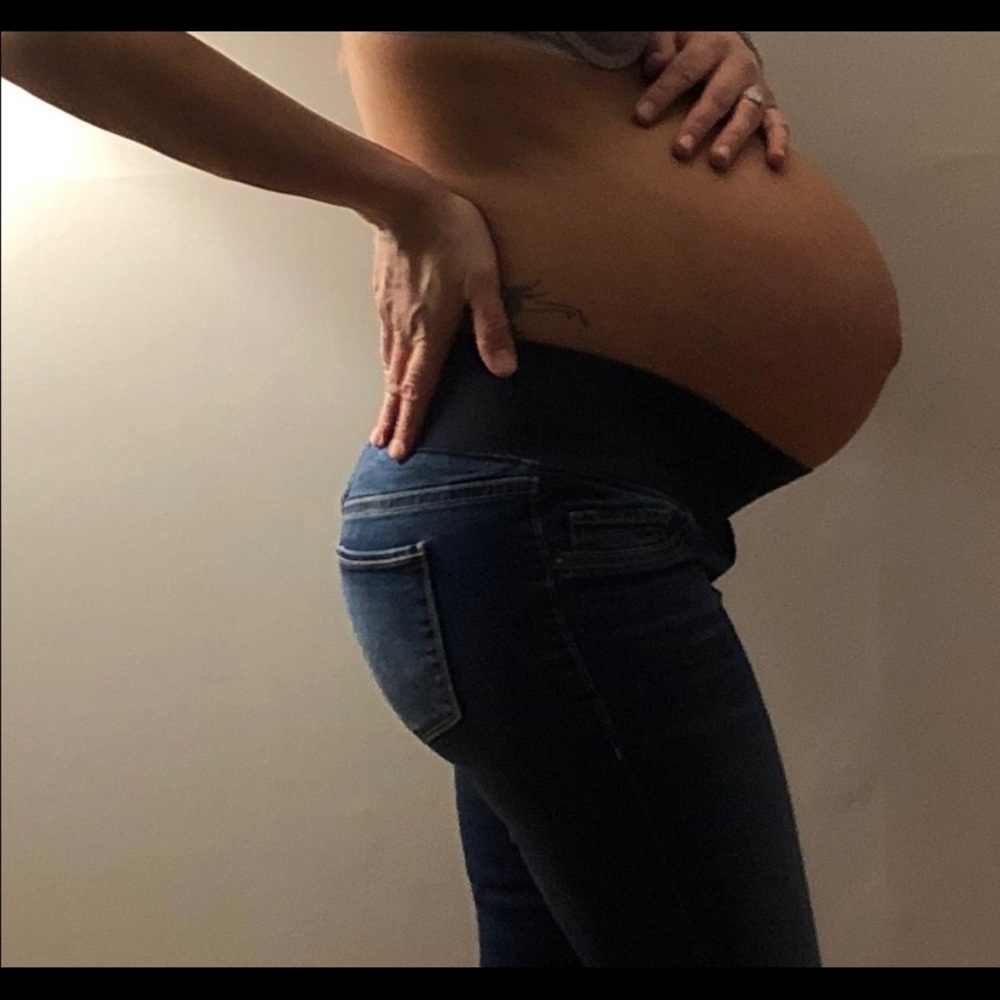 Old Navy Rockstar Maternity Jean